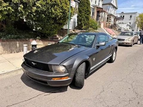 2009 Ford Mustang Premium Coupe