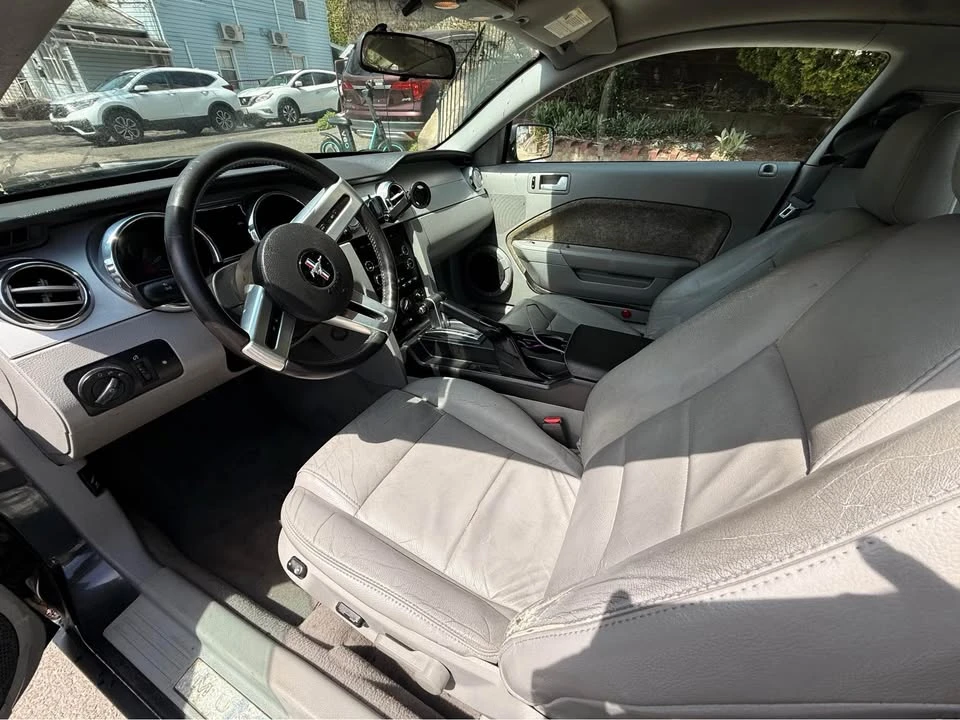 2009 Ford S197 Mustang - Image 13 of 17