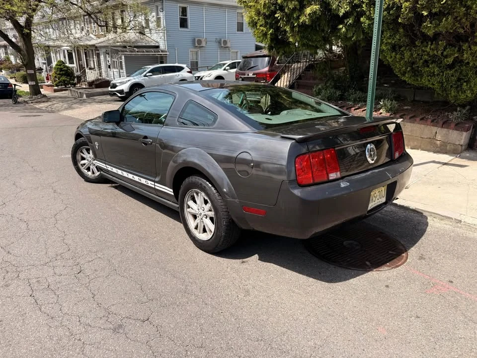 2009 Ford S197 Mustang - Image 5 of 17