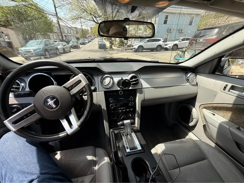 2009 Ford S197 Mustang - Image 14 of 17