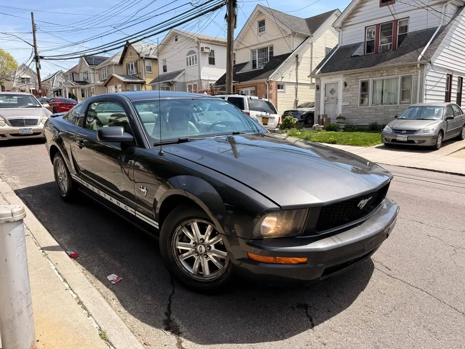 2009 Ford S197 Mustang - Image 9 of 17