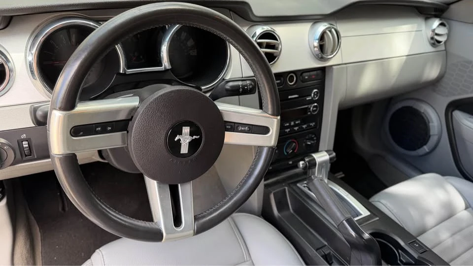 2009 Ford S197 Mustang - Image 3 of 20