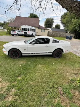 2009 Ford Mustang Premium Coupe 2D