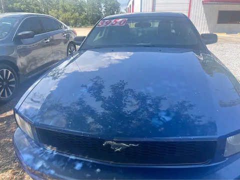 2009 Ford Mustang Premium Coupe 2D
