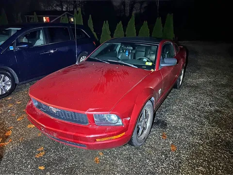 2009 Ford Mustang Premium Coupe 2D