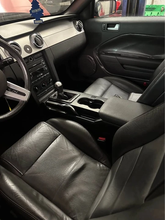 2009 Ford S197 Mustang - Image 8 of 12