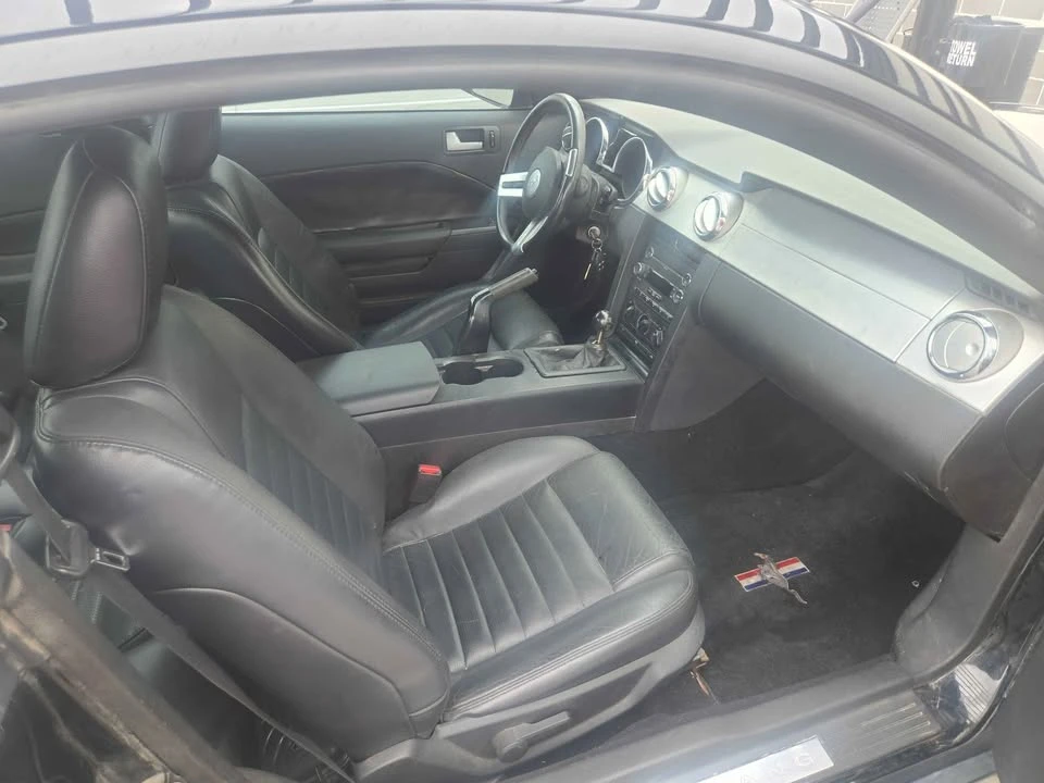 2009 Ford S197 Mustang - Image 8 of 8
