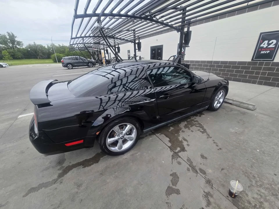2009 Ford S197 Mustang - Image 6 of 8