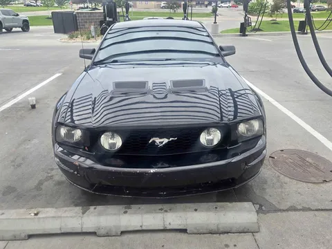 2009 Ford Mustang Premium Coupe 2D