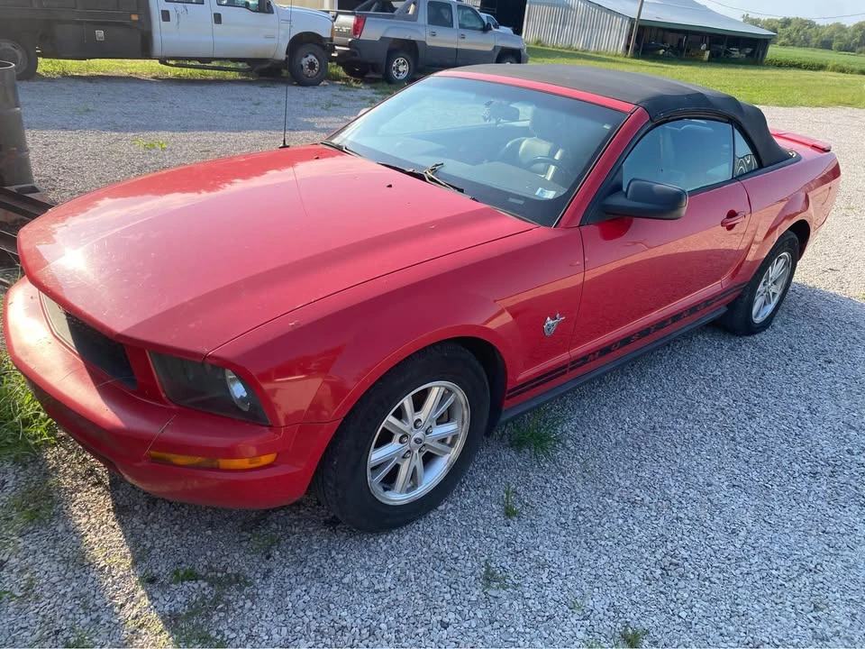 2009 Ford S197 Mustang - Image 2 of 5