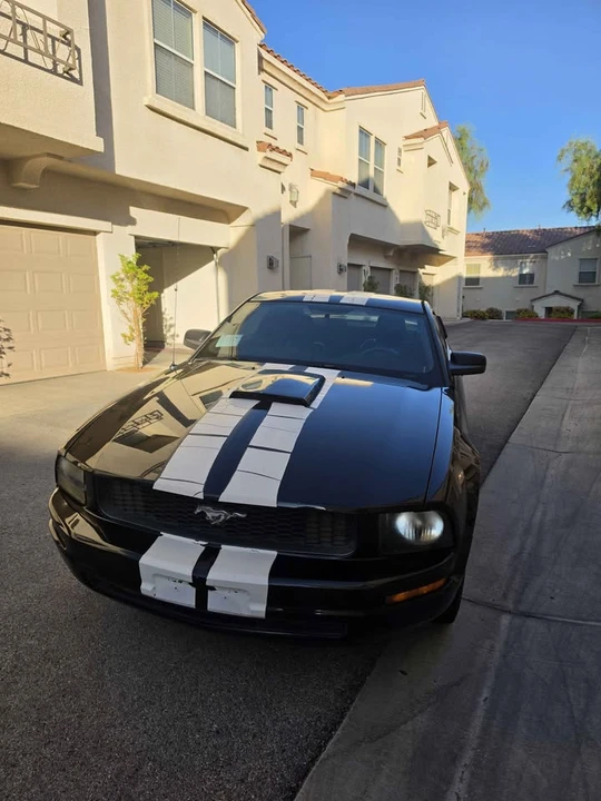 2009 Ford S197 Mustang - Image 2 of 9