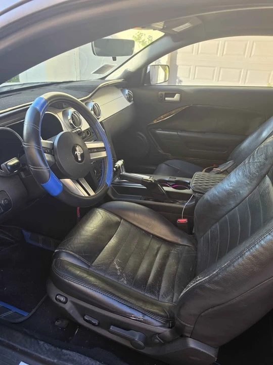 2009 Ford S197 Mustang - Image 7 of 9