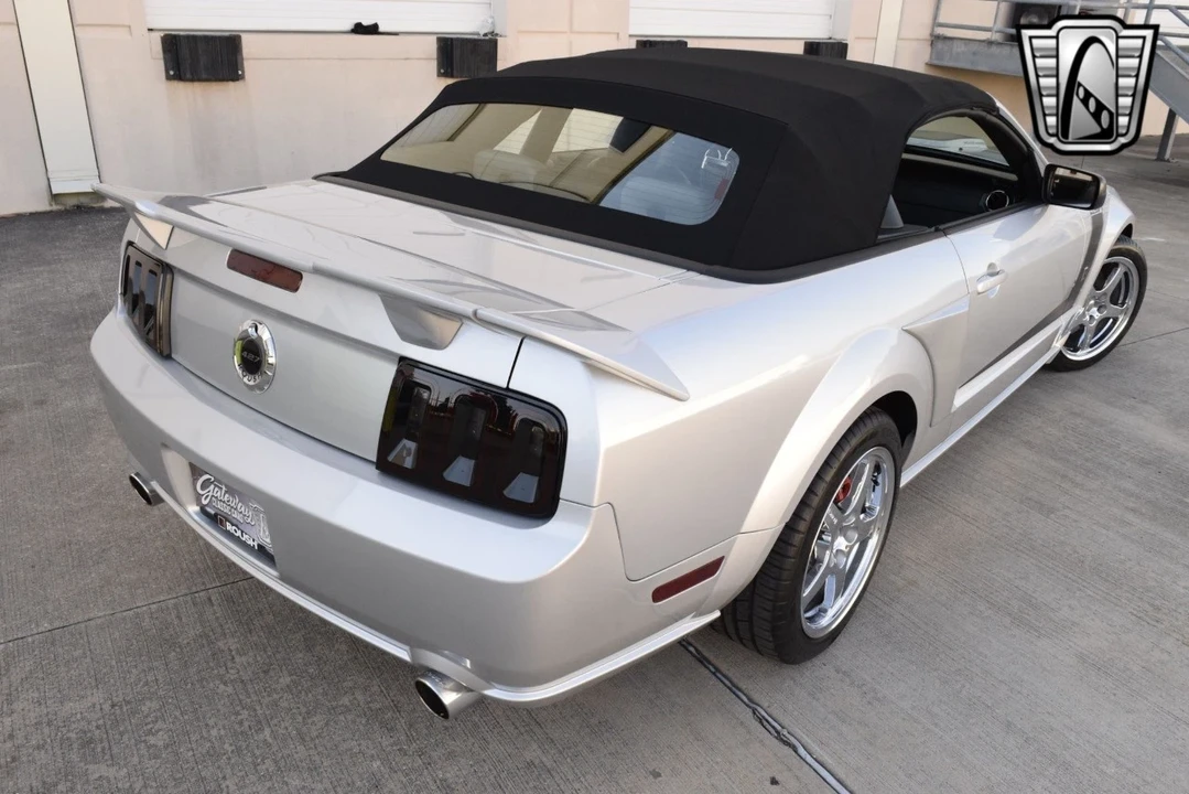 2009 Ford S197 Mustang - Image 13 of 21