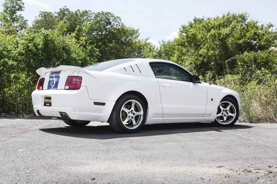 2009 Ford S197 Mustang - Image 2 of 7
