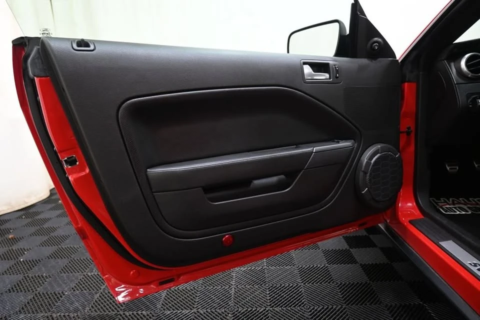 2009 Ford S197 Mustang - Image 19 of 20