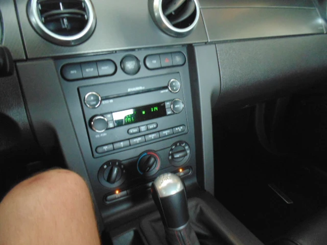2009 Ford S197 Mustang - Image 23 of 24