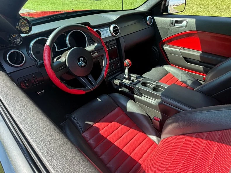 2009 Ford S197 Mustang - Image 16 of 26
