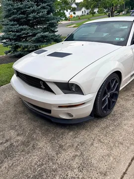 2009 Ford Mustang Shelby GT500 Coupe 2D