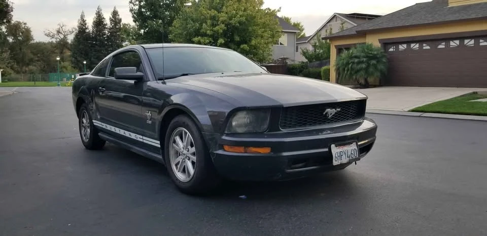 2009 Ford S197 Mustang - Image 2 of 11
