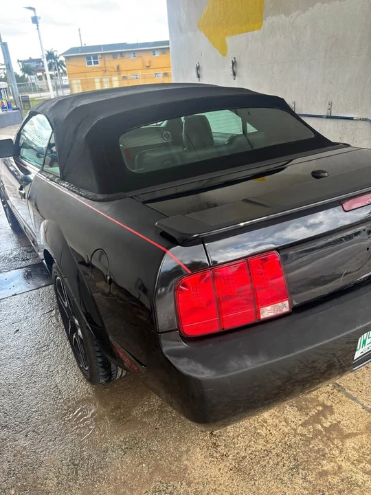 2009 Ford S197 Mustang - Image 3 of 7