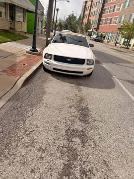 2009 Ford Mustang V6 Convertible 2D
