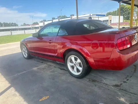 2009 Ford Mustang V6 Convertible 2D