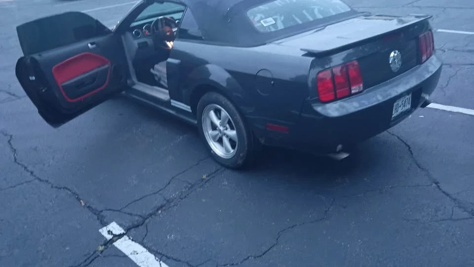 2009 Ford S197 Mustang - Image 4 of 6