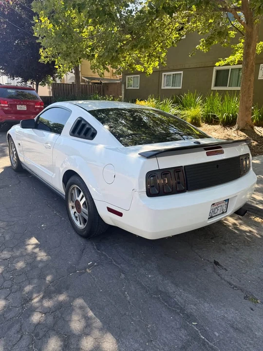 2009 Ford S197 Mustang - Image 4 of 8