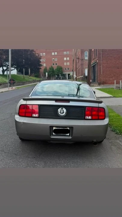 2009 Ford S197 Mustang - Image 2 of 7