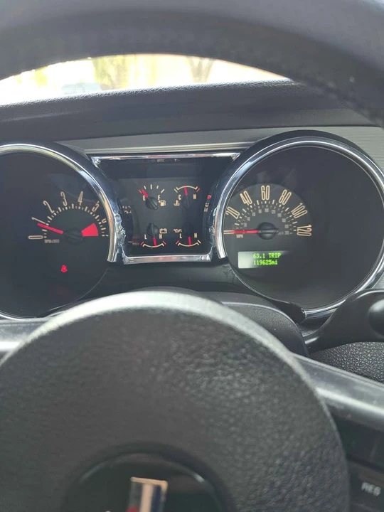 2009 Ford S197 Mustang - Image 7 of 13