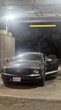 2009 Ford Mustang V6 Coupe 2D