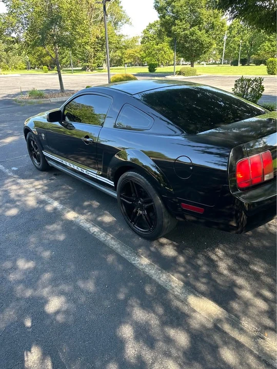 2009 Ford S197 Mustang - Image 9 of 14