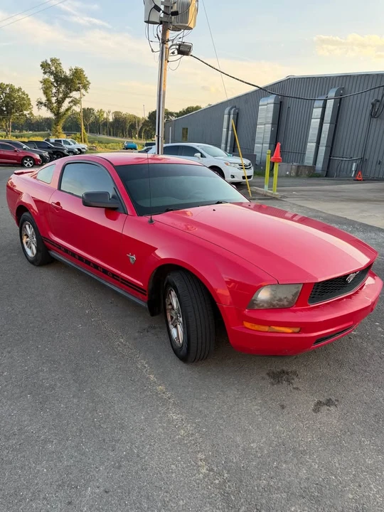 2009 Ford S197 Mustang - Image 2 of 13