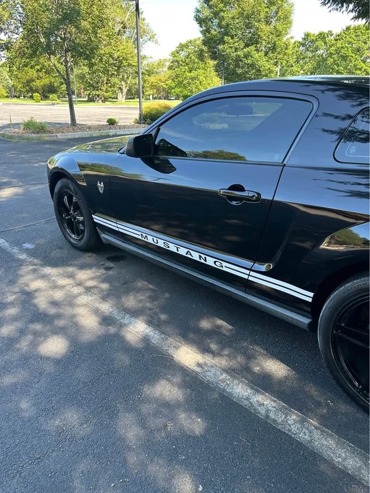 2009 Ford S197 Mustang - Image 8 of 14
