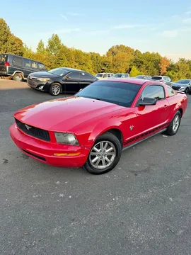 2009 Ford Mustang V6 Coupe 2D