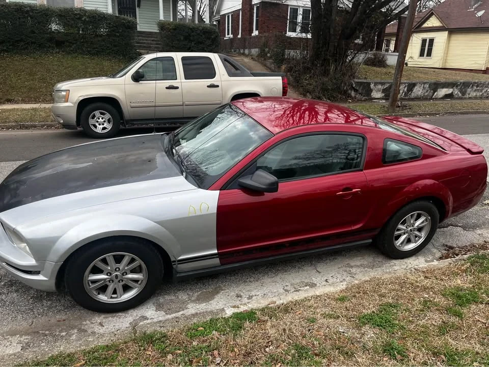2009 Ford S197 Mustang - Image 7 of 7