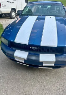 2009 Ford Mustang V6 Coupe 2D
