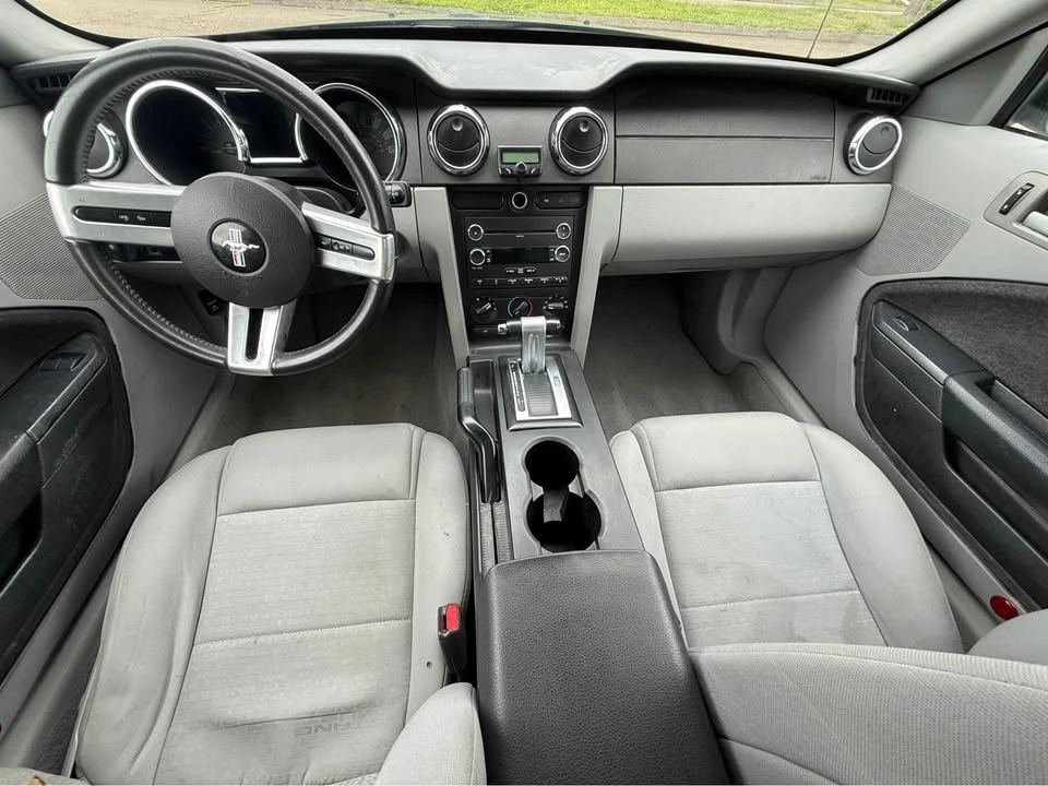 2009 Ford S197 Mustang - Image 11 of 13