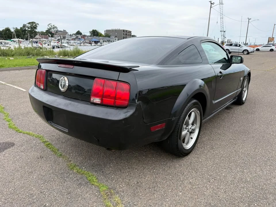 2009 Ford S197 Mustang - Image 7 of 13