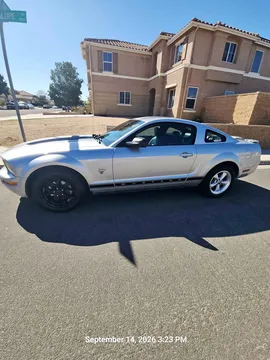 2009 Ford Mustang V6 Coupe 2D