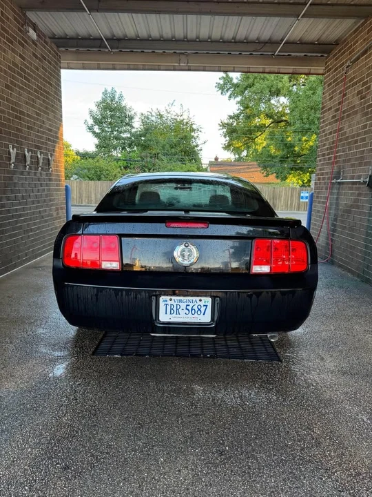 2009 Ford S197 Mustang - Image 2 of 9