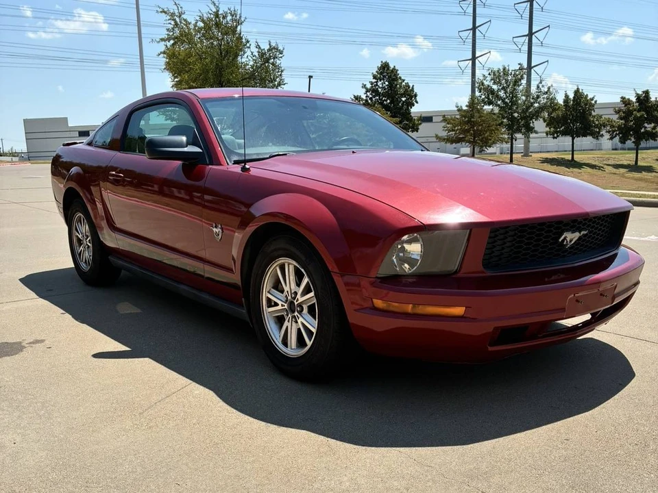 2009 Ford S197 Mustang - Image 8 of 16