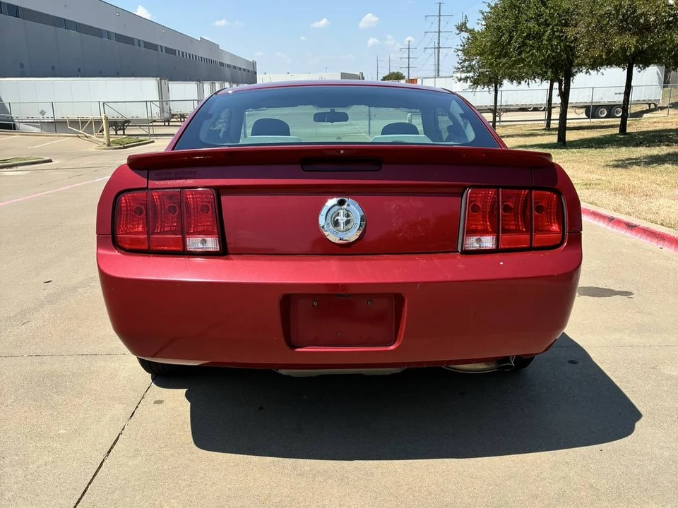 2009 Ford S197 Mustang - Image 5 of 16