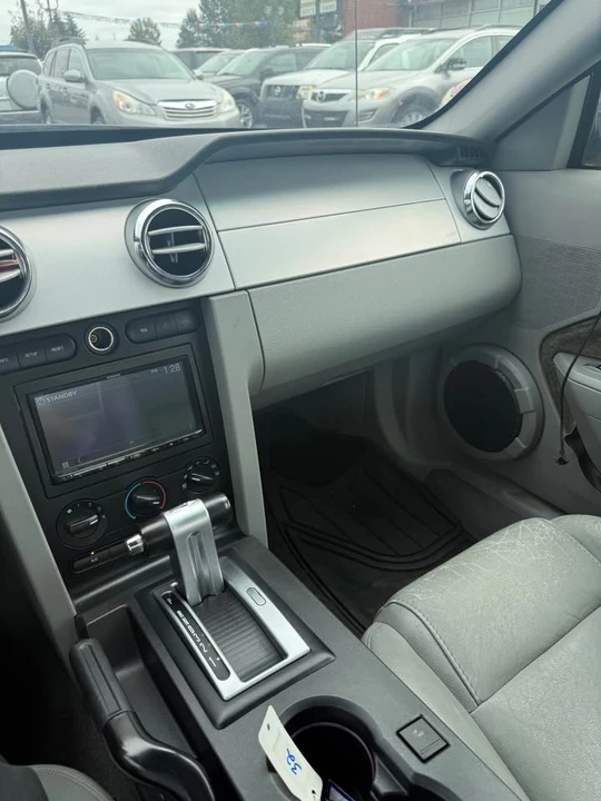 2009 Ford S197 Mustang - Image 9 of 11