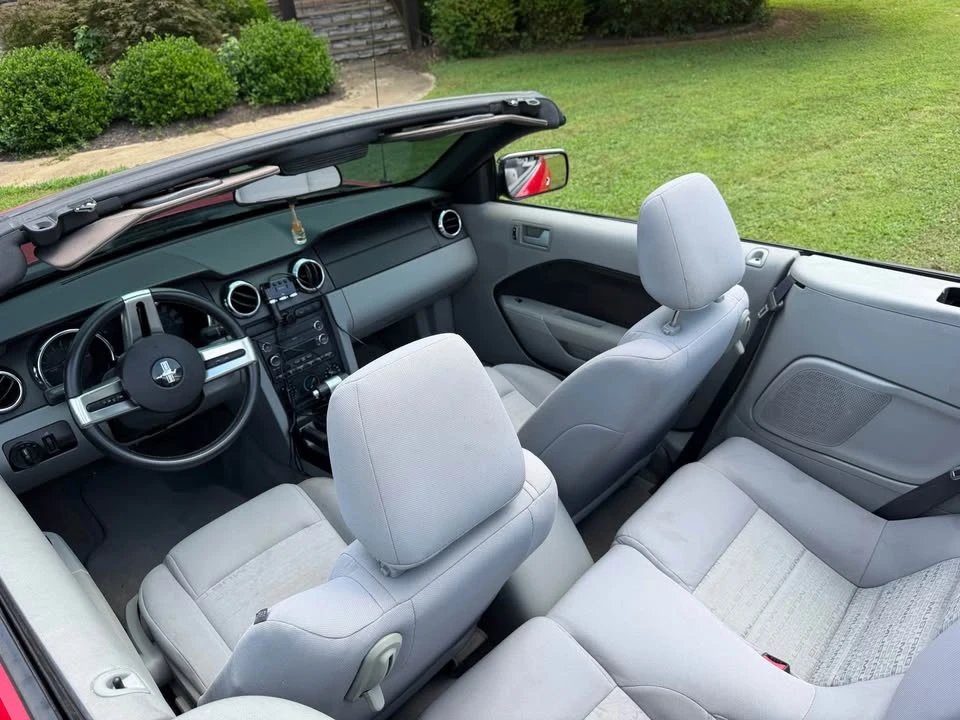 2009 Ford S197 Mustang - Image 6 of 9