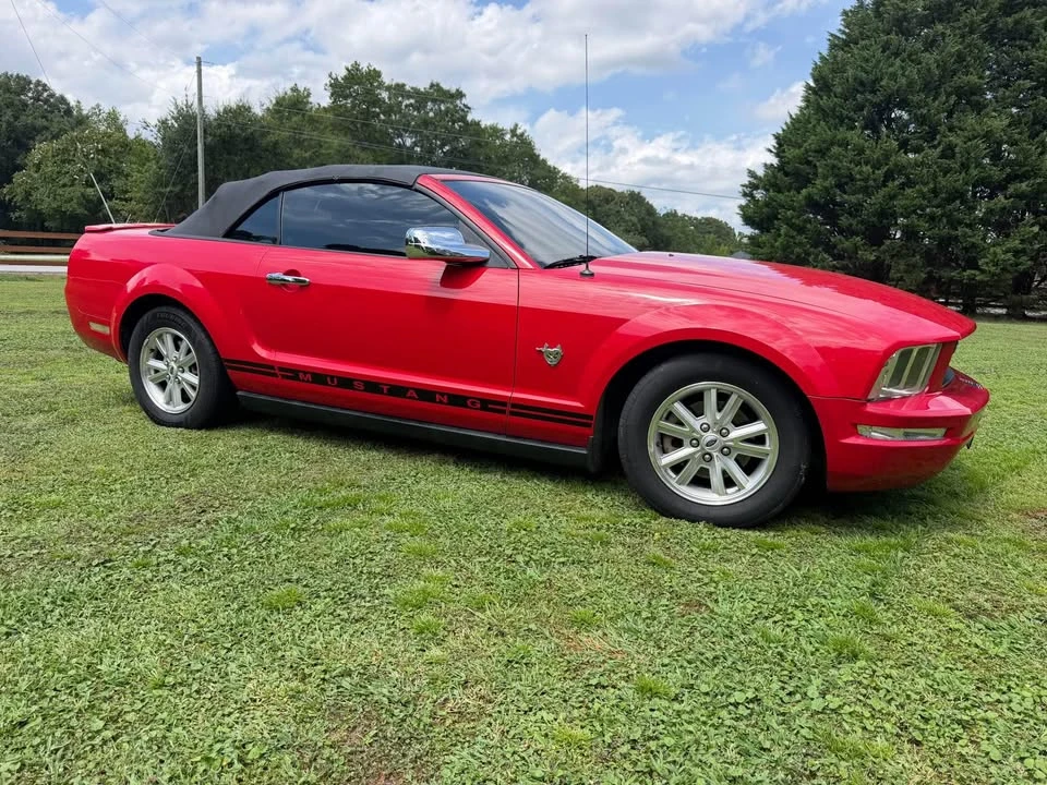 2009 Ford S197 Mustang - Image 3 of 9