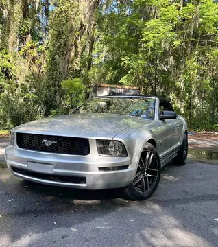 2009 Ford Mustang V6 Premium Convertible 2D