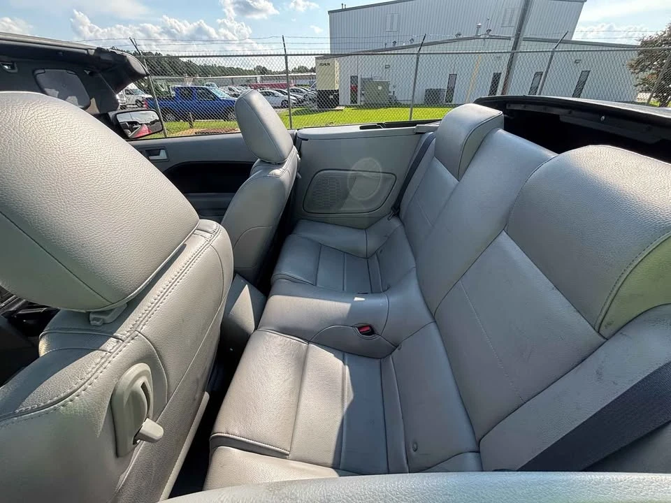 2009 Ford S197 Mustang - Image 9 of 10