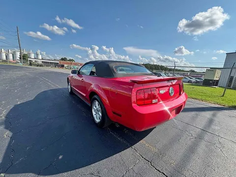 2009 Ford Mustang V6 Premium Convertible 2D