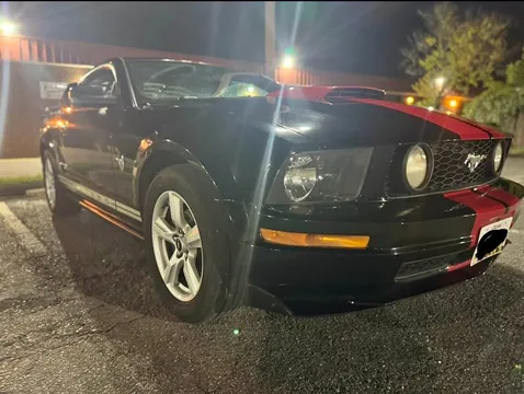 2009 Ford Mustang V6 Premium Coupe